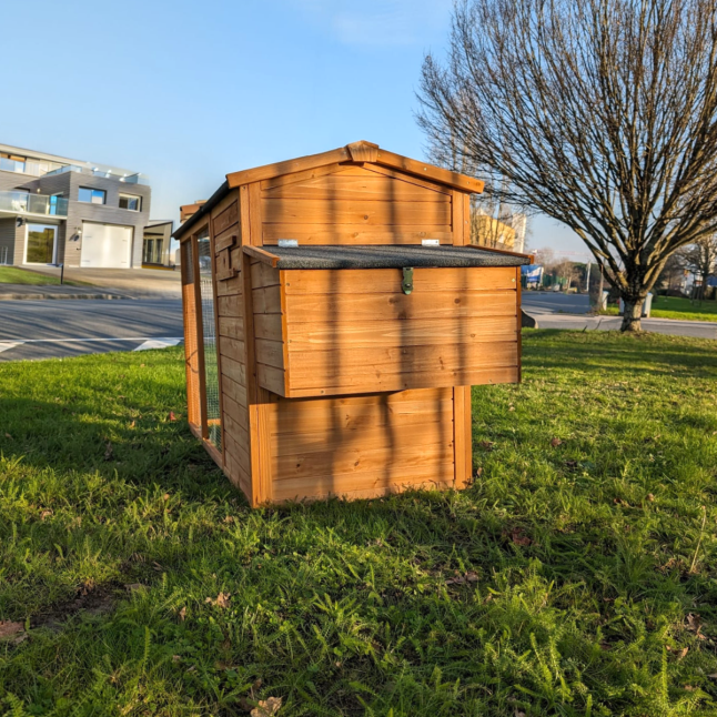 Poulailler Chabo toit shingle 2 à 4 poules